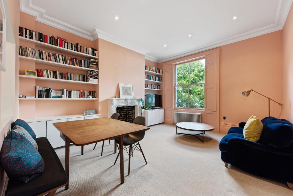 Elmore Street, Islington, N1 2 bed flat £3,033 pcm (£700 pw)