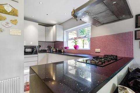 26 Croftongate Way, London, SE4 2DL