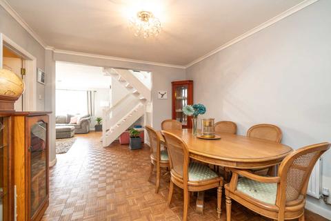 10 Sidford Close, Hemel Hempstead, HP1 2LF