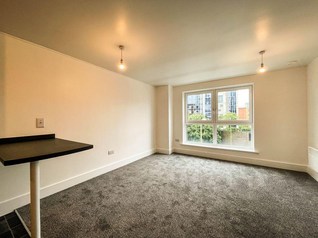 Skyline Plaza, Alencon Link, Basingstoke RG21 7AQ 1 bed flat £145,000