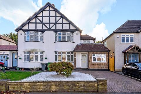50 Kingsway, West Wickham, BR4 9JG
