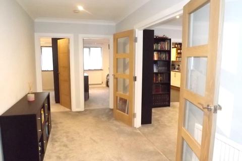 7, Greville Lodge Broadhurst Avenue, Edgware, HA8 8TL