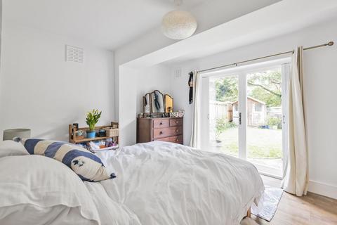 Flat A, 8 Versailles Road, London, SE20 8AX
