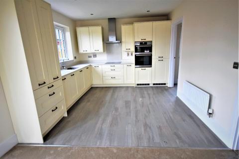 4 bedroom detached house to rent, Apollo Grove, Chester, CH4