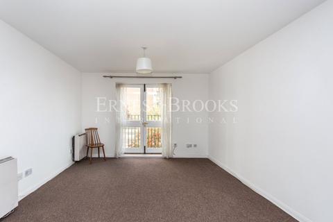 33 Caravel Close, London, E14 8PD