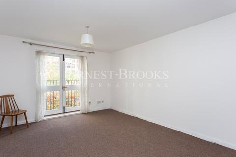 33 Caravel Close, London, E14 8PD