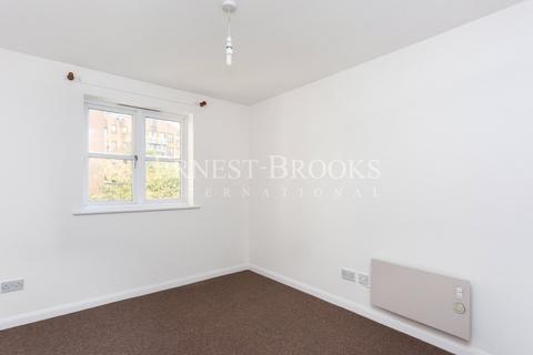 33 Caravel Close, London, E14 8PD