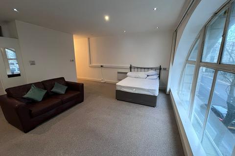 Studio to rent, Apartment 104 Castle Buildings Castle Street Swansea