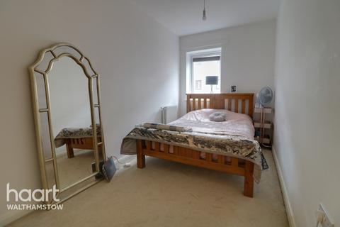 11 Beaumans Drive, London, E17 5FQ