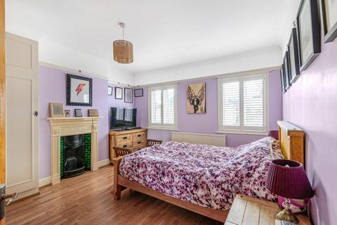84 Semley Road, London, SW16 4PJ