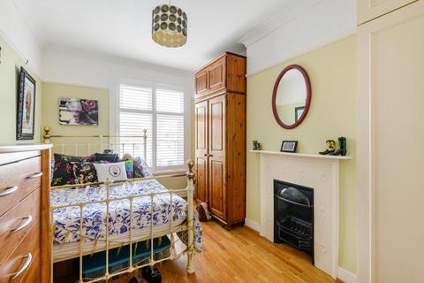 84 Semley Road, London, SW16 4PJ
