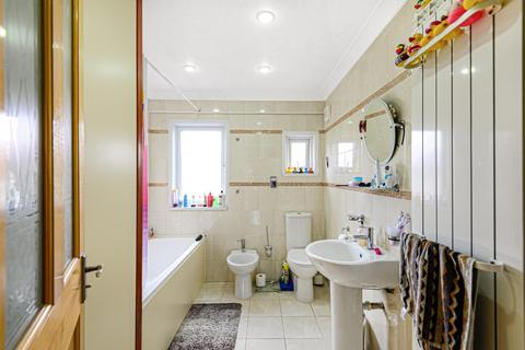 84 Semley Road, London, SW16 4PJ