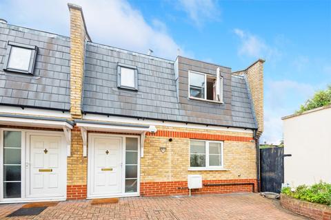 6b Broomfield Place, London, W13 9LB