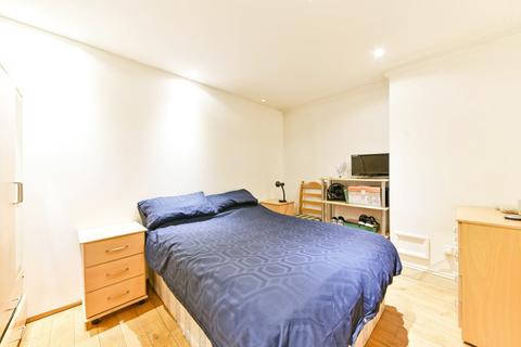 6b Broomfield Place, London, W13 9LB