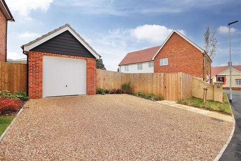 31 Roe Deer Drive, Capel St Mary, Ipswich, IP9 2LN