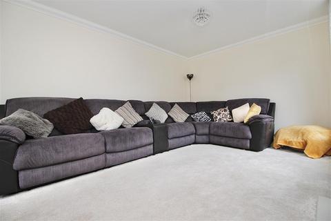 31 Roe Deer Drive, Capel St Mary, Ipswich, IP9 2LN