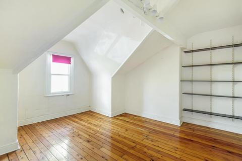 174 Harehills Avenue, Leeds, LS8 4ET