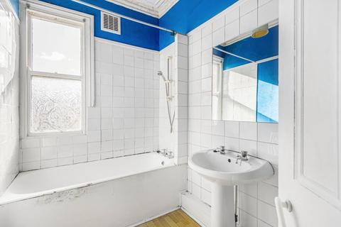 174 Harehills Avenue, Leeds, LS8 4ET