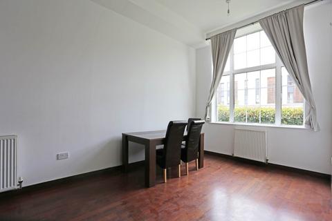 2 bedroom apartment for sale, Longbridge Road, Dagenham, RM8