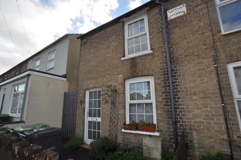 2 bedroom cottage to rent, Lawrence Road, Biggleswade, SG18