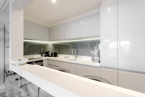 Flat 17, Charter House Crown Court, London, WC2B 5EX
