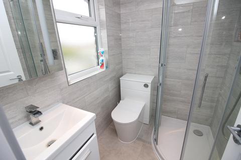 67 Dorchester Road, Worcester Park, KT4 8NW