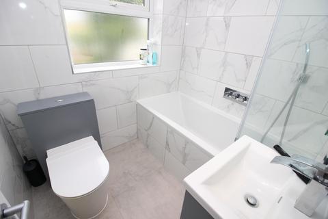 67 Dorchester Road, Worcester Park, KT4 8NW