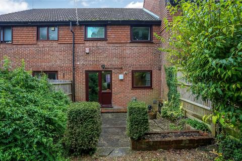 14 Honeysuckle Close, Badger Farm, Winchester, SO22 4QQ