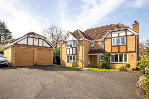 5 bedroom detached house to rent, Sawyers Close, Chilcompton, Somerset