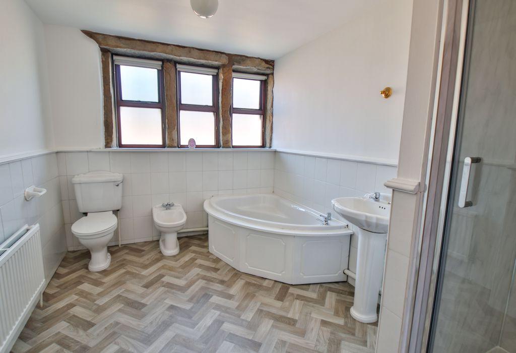 Bathroom (1)