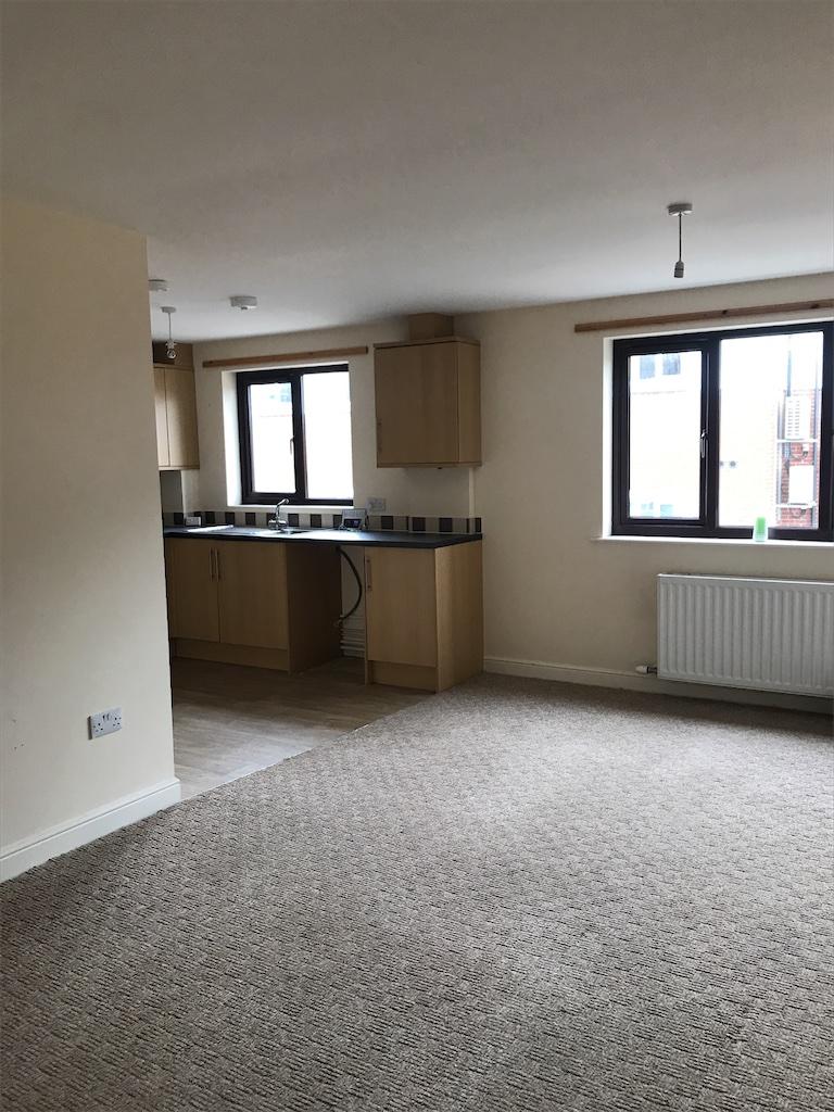 4 Victoria Road Lockerbie 2 bed flat £435 pcm (£100 pw)