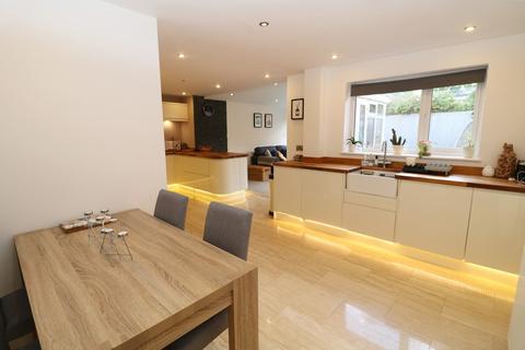 47 Aldershaws, Shirley, Solihull, B90 1SQ