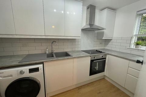 1 bedroom flat to rent, Chalkstone Close, Welling