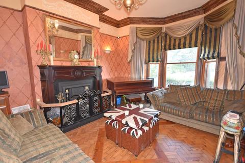 5 bedroom villa for sale - Manchester Road, Sudden