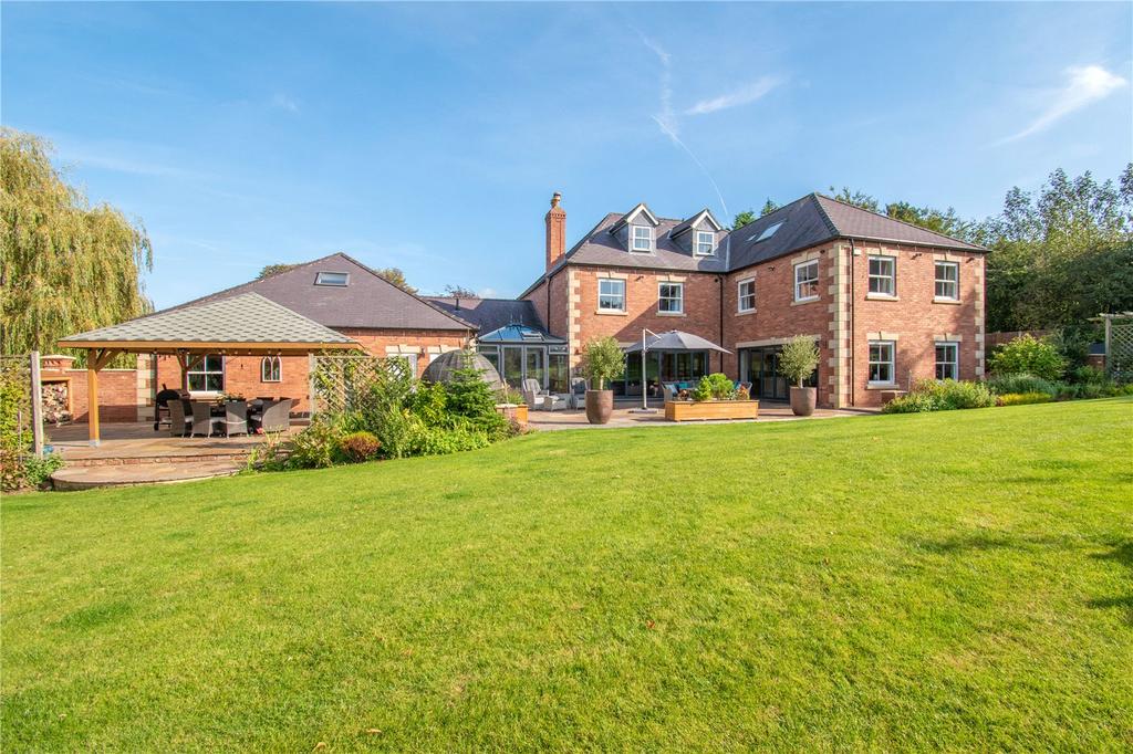 Brigg Road, Wressle, Brigg, North Lincolnshire, DN20 6 bed detached