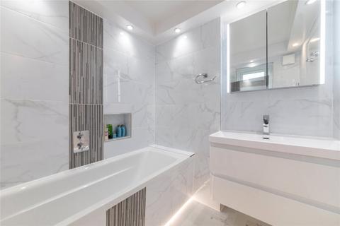 3 bedroom flat for sale, North End Road, Golders Green, London