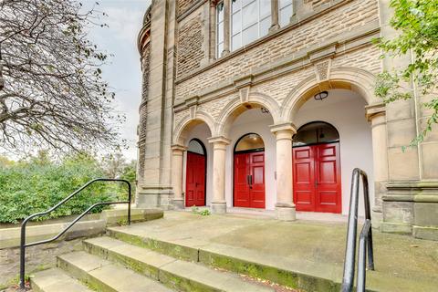2 bedroom apartment to rent, Gladstone Terrace, Gateshead, NE8