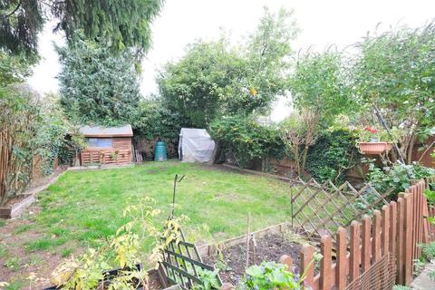 12 Old Hill, Orpington, BR6 6BN