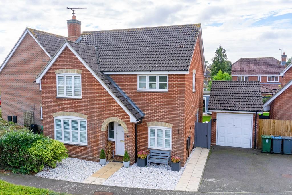 Nunn Close, Martlesham IP12 4UL 4 bed detached house £475,000