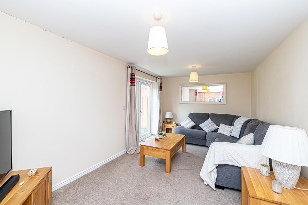 Kerridge Drive, Warrington, Cheshire 3 bed detached house £240,000