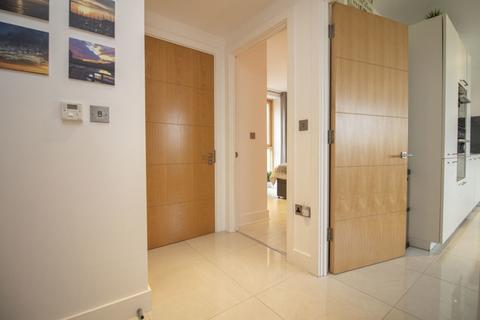 120 Empire Way, Cardiff, CF11 0JW