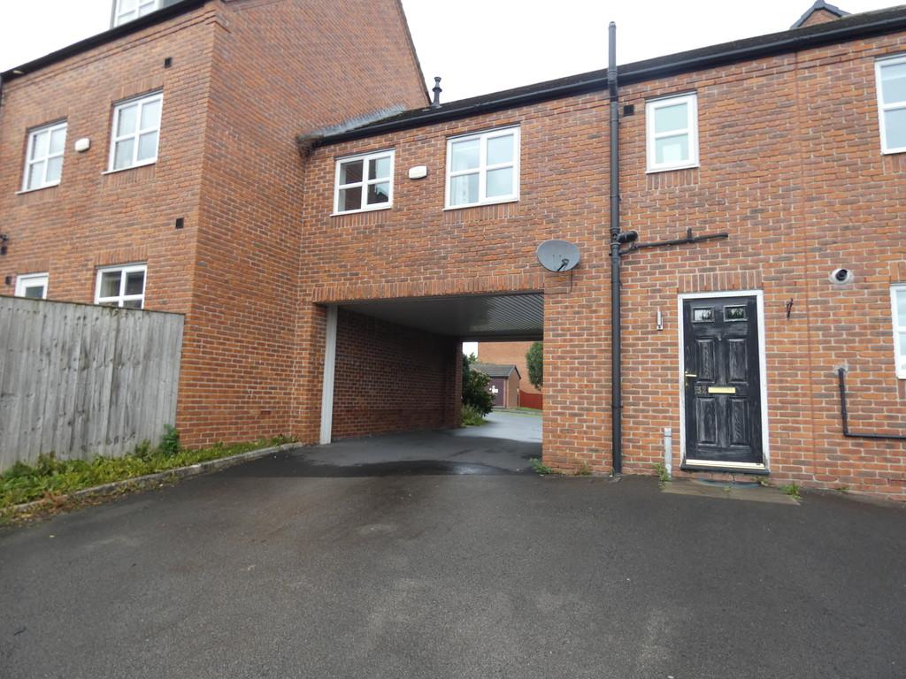 Howarth Road, Chorley 1 bed flat £525 pcm (£121 pw)