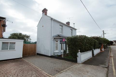 3 bedroom detached house for sale - Oak Road South, Hadleigh