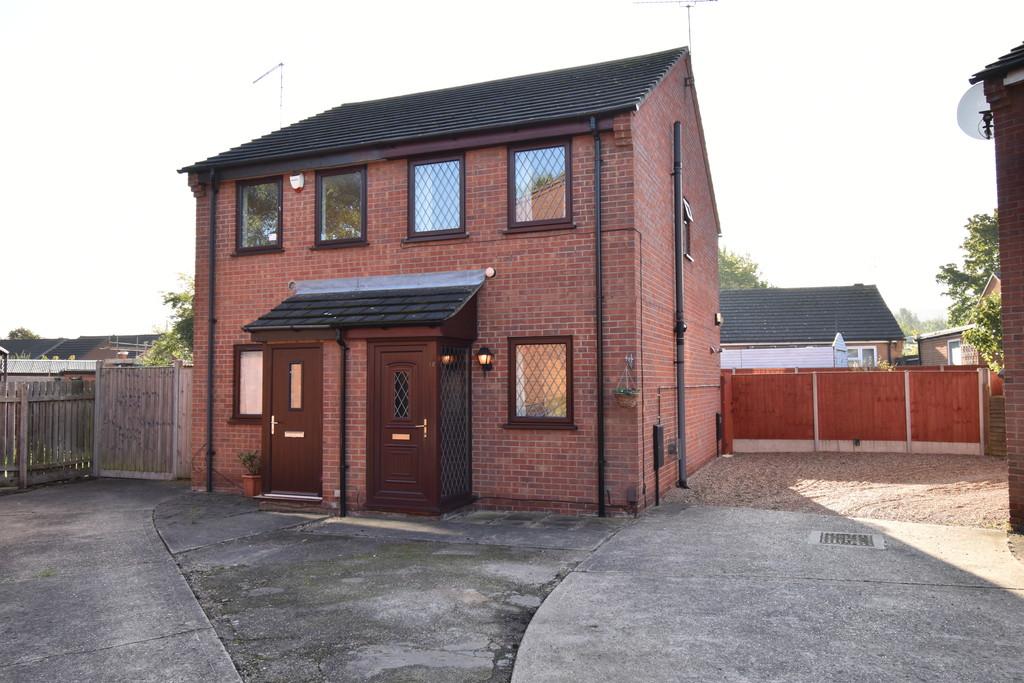 King Court, Lincoln 2 bed semidetached house £140,000