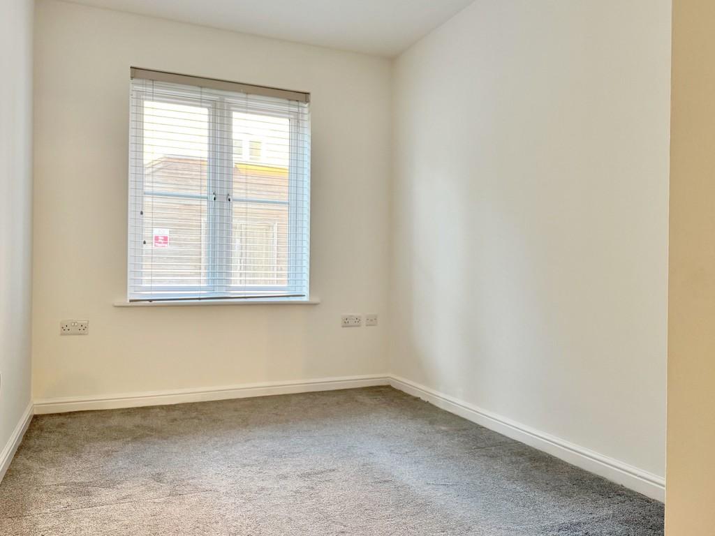 Bedroom 2 light