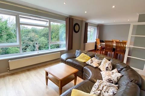 12 The Mount, Bexleyheath, DA6 7PE