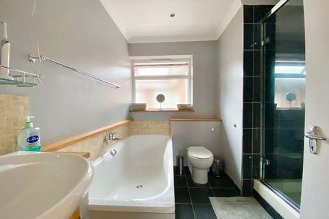 12 The Mount, Bexleyheath, DA6 7PE