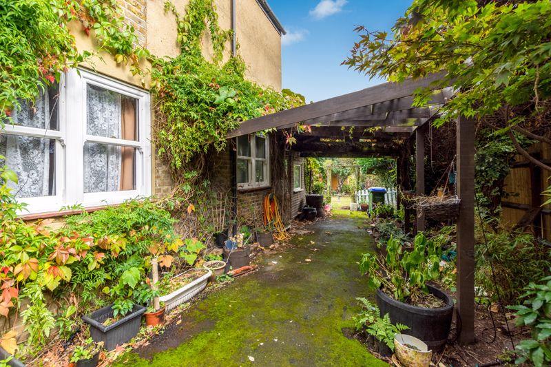 Side garden
