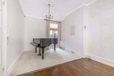 2 Hamilton Road, Sidcup, DA15 7HB