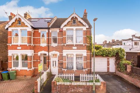 2 Hamilton Road, Sidcup, DA15 7HB